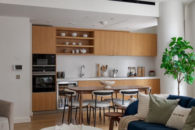 Apartment 310, Wilshire House, 2, Prospect Way, London photo 4