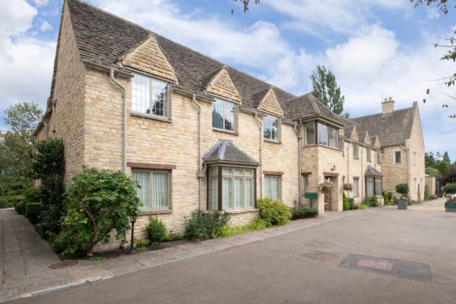 Thumbnail Flat for sale in Station Road, Shipton-Under-Wychwood, Chipping Norton