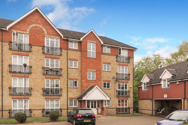2-bed flat on 140, Joseph Hardcastle Close, New Cross, £350,000