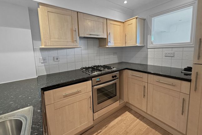Flat 6, 284 Arctic Road, Cowes photo 4
