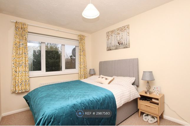 Spruce Way, Bath photo 3