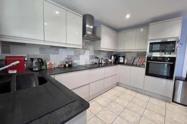 21, Quarries Way, Nottingham photo 3