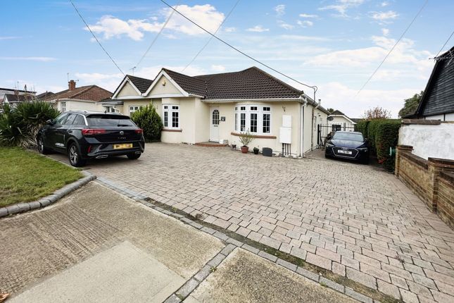 Thumbnail Semi-detached house for sale in Windsor Avenue, Corringham