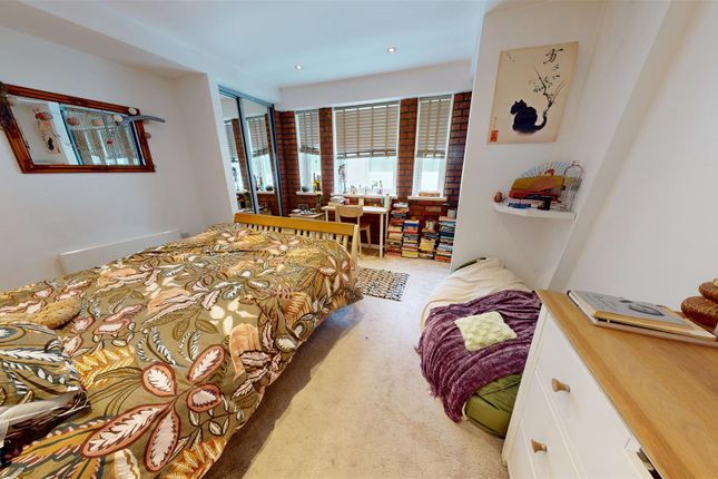 Apartment 707, The Birchin, 1 Joiner Street, Manchester photo 4