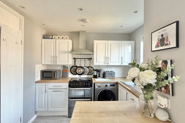 1, Pankhurst Close, Bexhill-on-Sea photo 3