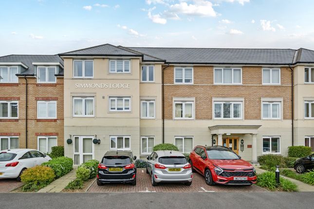 1-bed house on 25 Simmons Lodge, 93, Havant Road, Portsmouth, £200,000