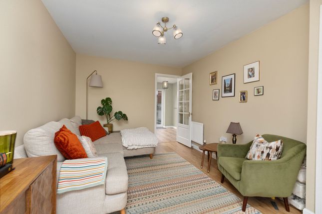 11 Grahamsdyke Place, Bo'ness photo 4