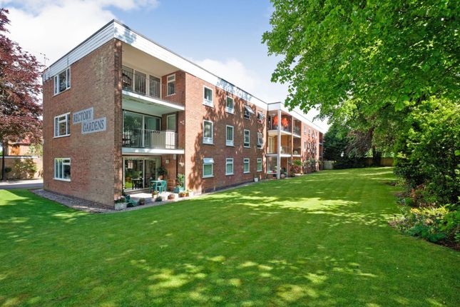 2 bed flat for sale in Rectory Gardens, Birmingham B36