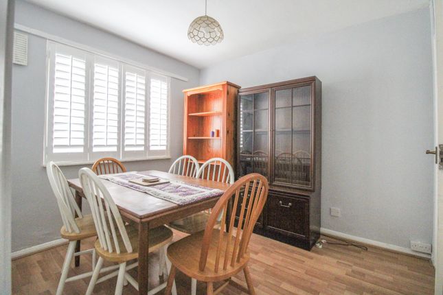 End terrace house for sale in Ritchie Road, Woodside, Croydon