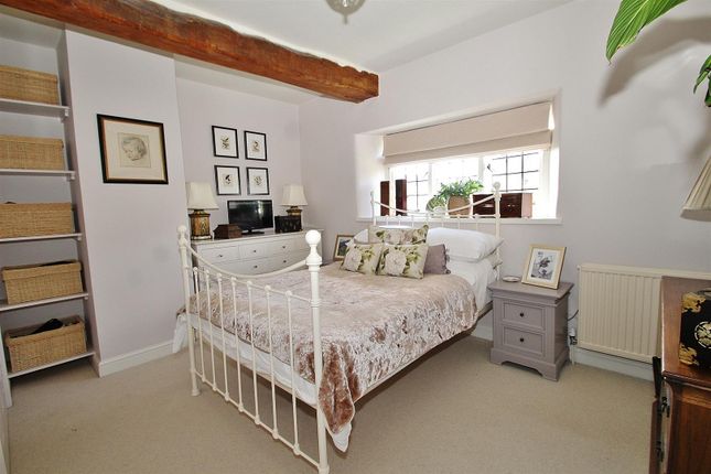 Tallet Barn Bedroom One.Jpg