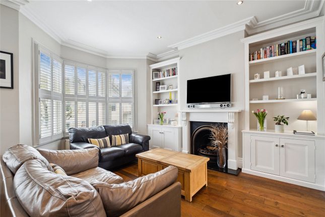 Thumbnail Flat for sale in Grandison Road, London