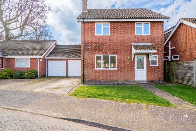 Thumbnail Detached house to rent in Rayners Way, Mattishall