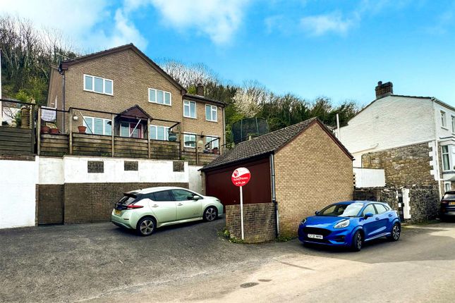 5-bed house on 74, Kewstoke Road, Weston-Super-Mare, £475,000