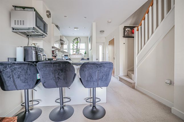29, Kingcup Avenue, Hemel Hempstead photo 5