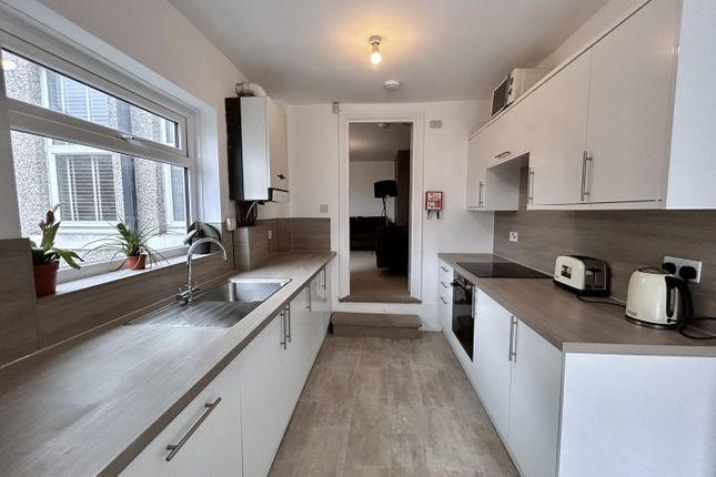 Thumbnail Semi-detached house to rent in Newlands Road, Newcastle Upon Tyne