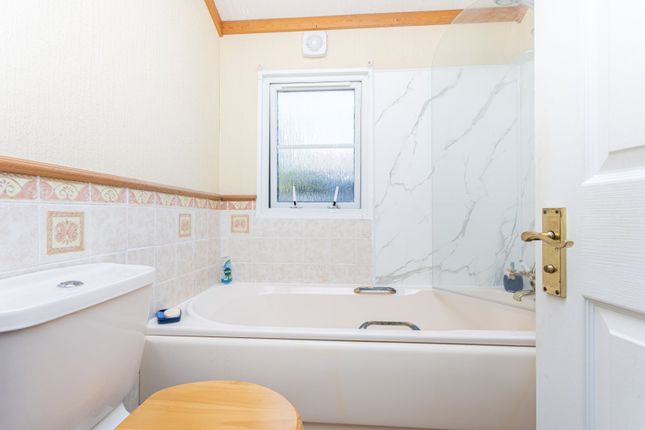 2, Court Mount, Birchington photo 4