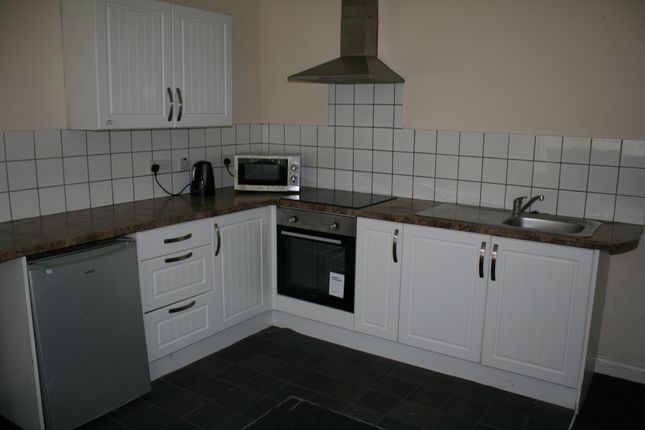 Thumbnail Shared accommodation to rent in Bishopton Road, Stockton