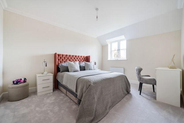 Mews house for sale in Winkfield Row, Winkfield
