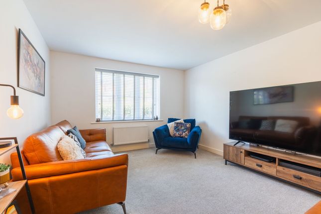 57 Emes Road, Chesterfield photo 4