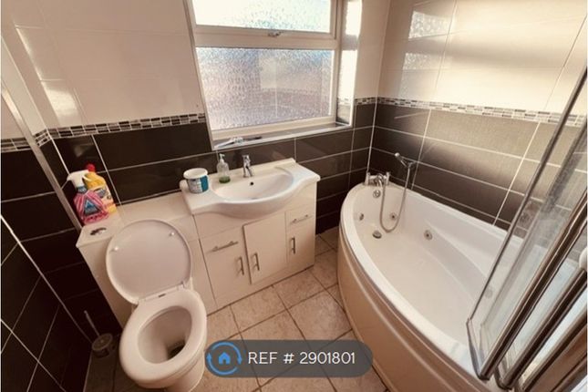 Pitton Close, Wigston photo 4