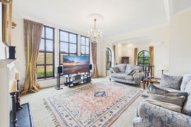10, Harthill Lane Gildersome, Leeds photo 4