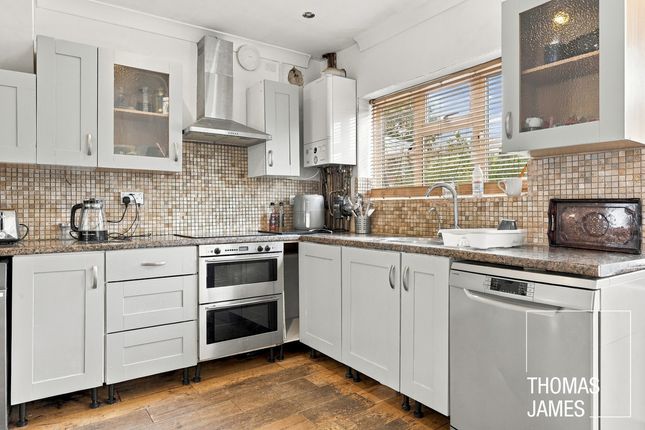 13, Rugby Avenue, London photo 3