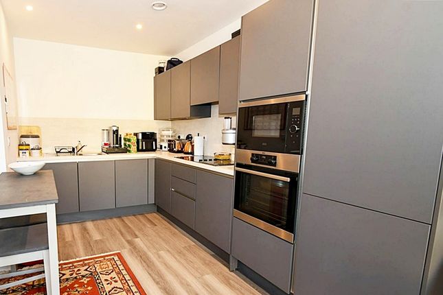 Medawar Drive, London photo 2