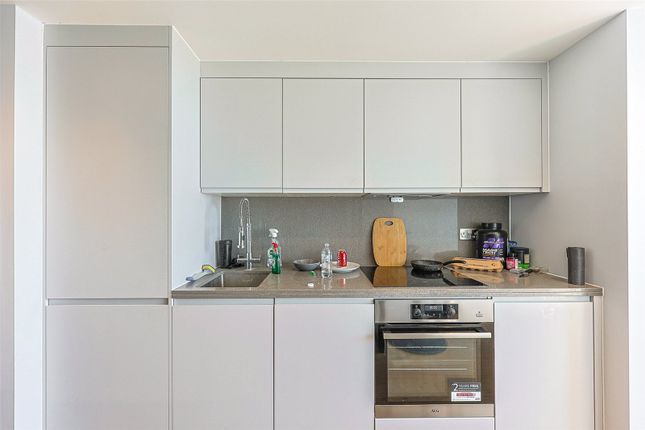 Flat 1313, Wem Tower, 1, Harrow Road, Wembley photo 2
