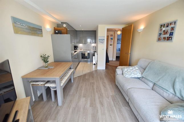11 Rhodewood, St. Brides Hill, Saundersfoot photo 3