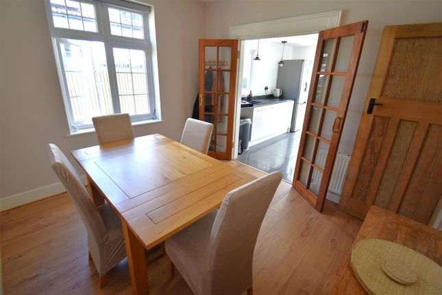 22, Lake Road, Henleaze photo 4