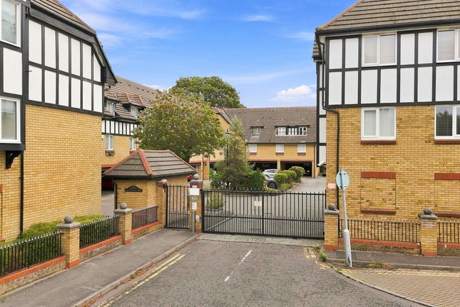 Flat Flat 17, 50, Barnstaple Road, Southend-on-sea photo 2