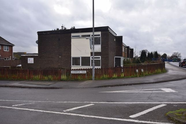 110, Oxclose Lane, Nottingham photo 4