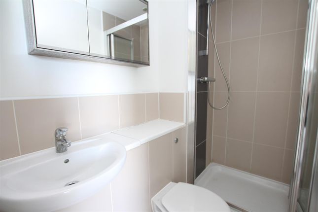 Flat to rent in Stroudley Road, Brighton