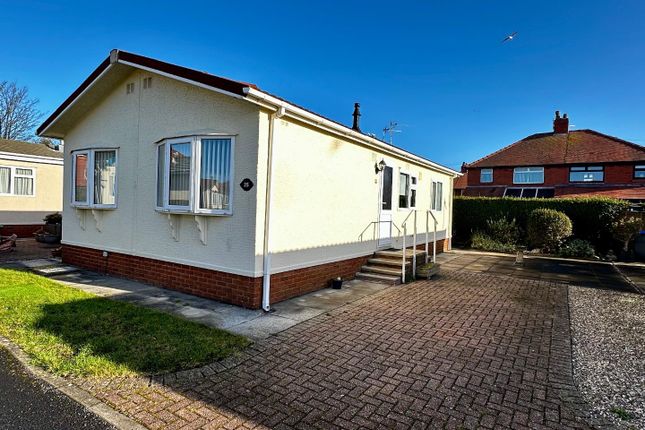 Mobile/park home for sale in Newlyn Avenue, Blackpool