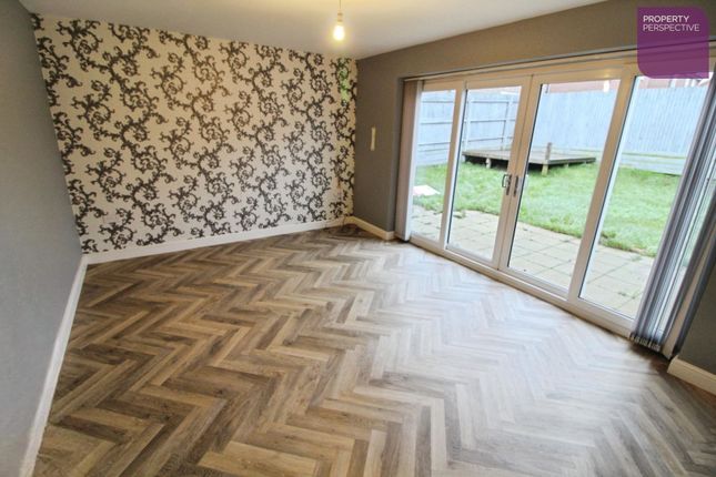 26, Rowton Drive, Hull photo 2