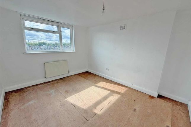 Flat D, 34, St. Julians Road, London photo 4