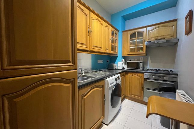13F Ashvale Place, Aberdeen photo 3