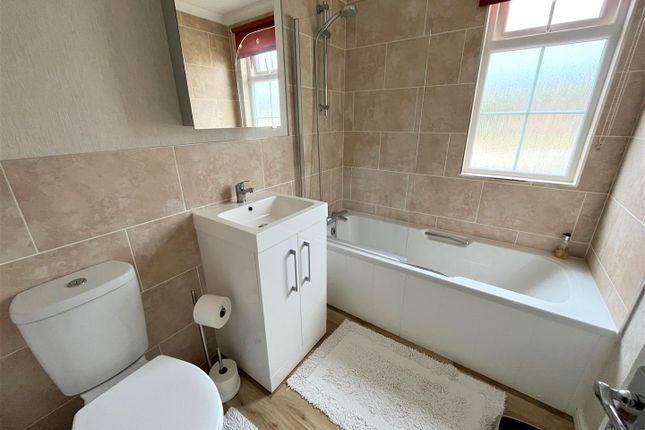 Mobile/park home for sale in Cauldron Barn Road, Swanage