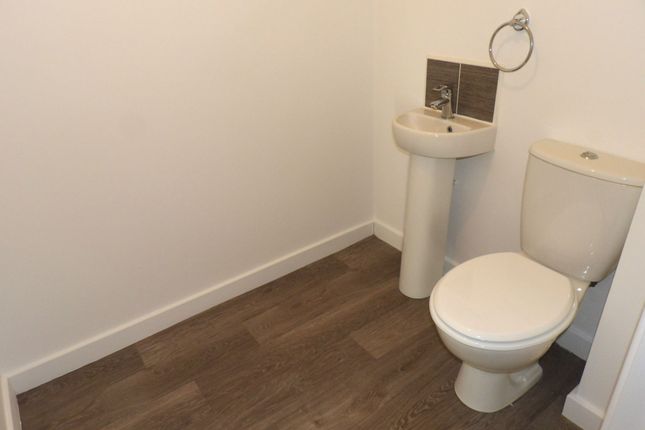 26 Burgundy Road, Doncaster photo 4