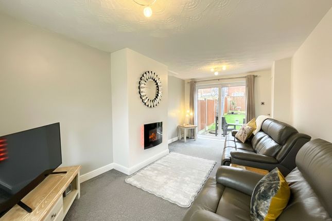2 Grisedale Close, Stoke-On-Trent photo 2