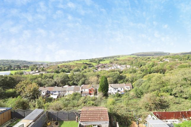 33, Collenna Road, Porth photo 2