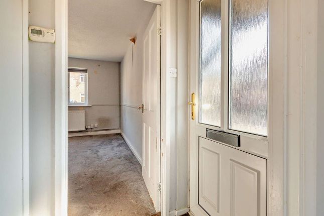 44, Darnel Way, Colchester photo 4