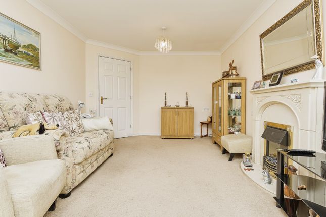 Flat for sale in Old Westminster Lane, Newport
