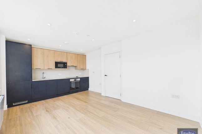 Kitchen &amp; Living Room