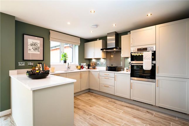 124, Lunts Heath Road, Widnes photo 4