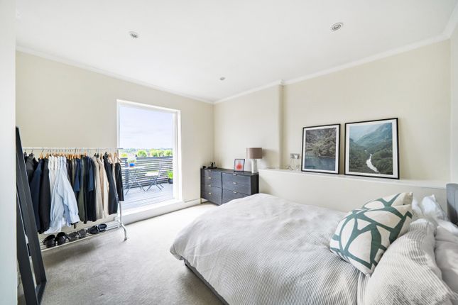 Flat 4, 9, Annington Road, London photo 4