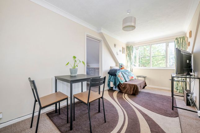 Flat 4A Enterprise House, High Street, Buxted photo 4