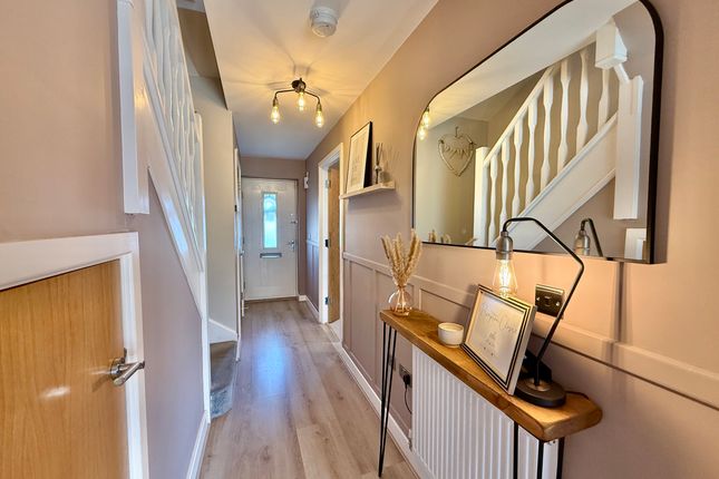 6 Plumpton Close, Castleford photo 4