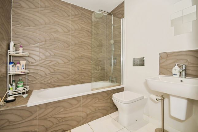 Apartment 79, The Fitzgerald, 1, West Bar, Sheffield photo 4
