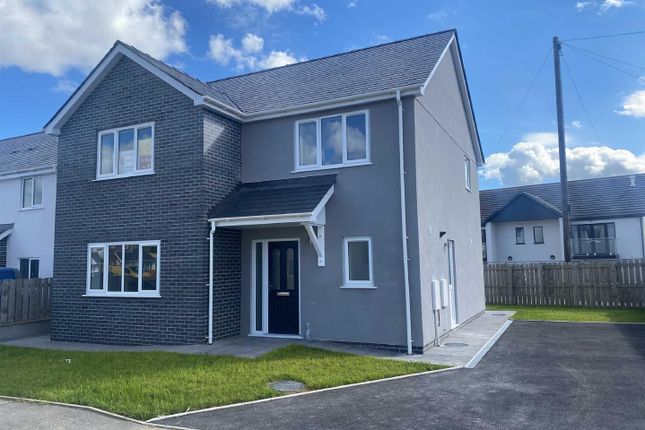 Detached house for sale in Llys Eilian, Llanfairpwllgwyngyll
